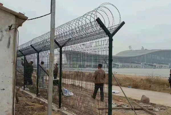 禄丰护栏网厂.jpg